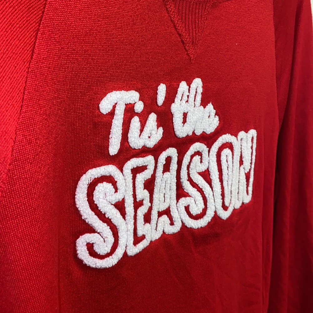 Secret Treasures Medium (8-10) Tis’ the Season Sleepwear Top - Picture 13 of 13